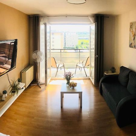 Bertom Krakow Apartaments Czerwone Maki Esterno foto