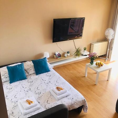 Bertom Krakow Apartaments Czerwone Maki Esterno foto