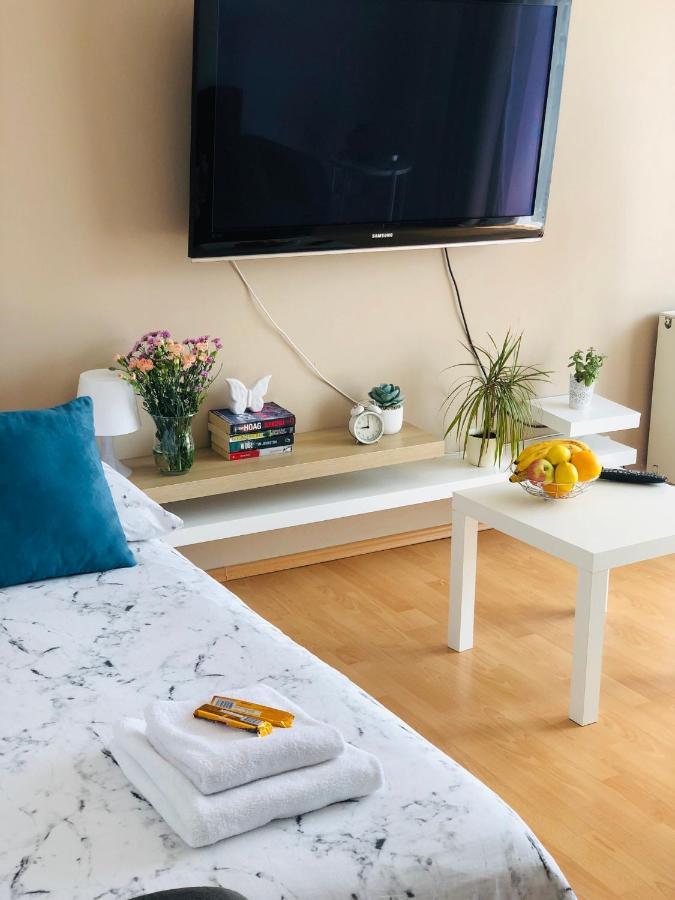 Bertom Krakow Apartaments Czerwone Maki Esterno foto