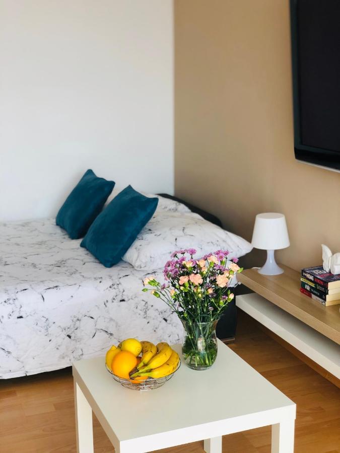 Bertom Krakow Apartaments Czerwone Maki Esterno foto