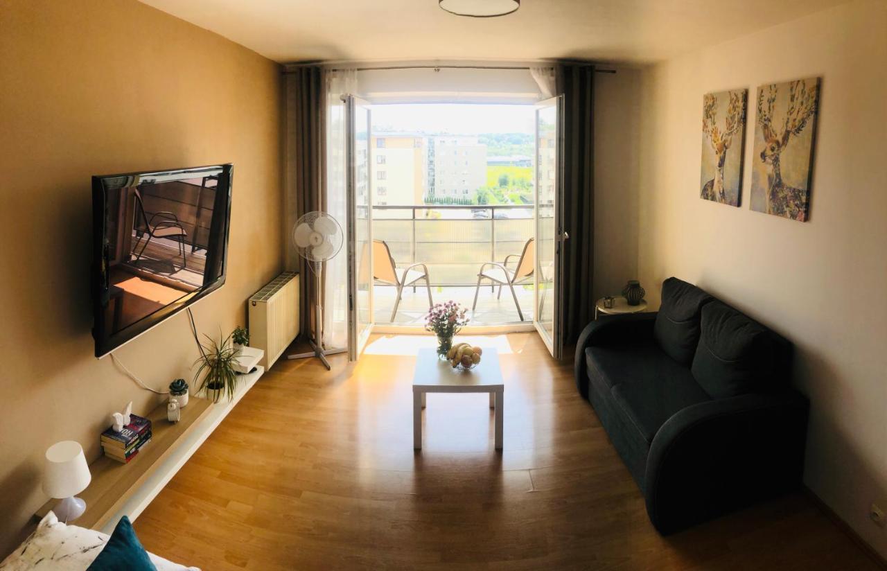 Bertom Krakow Apartaments Czerwone Maki Esterno foto