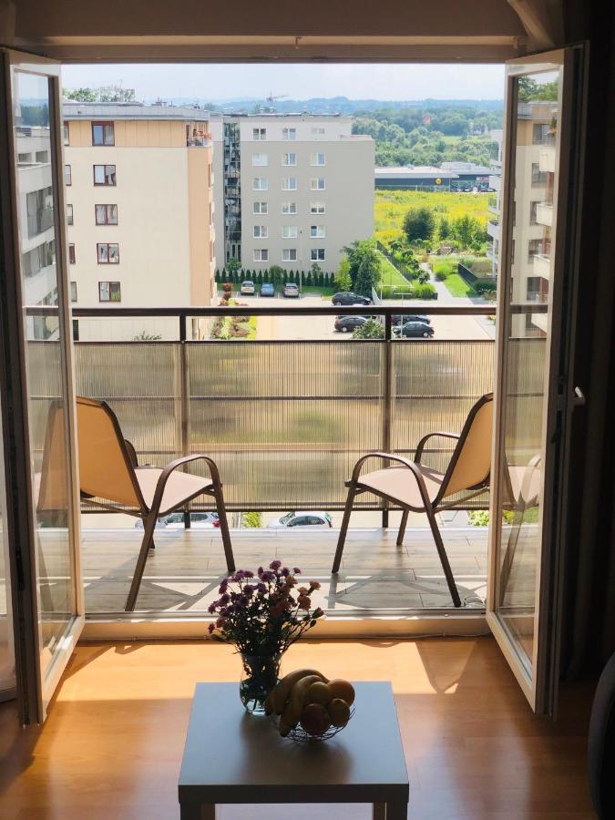 Bertom Krakow Apartaments Czerwone Maki Esterno foto