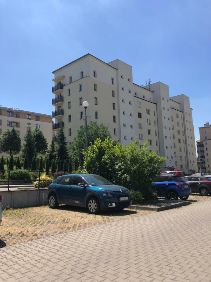 Bertom Krakow Apartaments Czerwone Maki Esterno foto